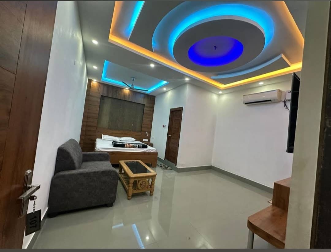 Swayamvar Hall & Homestay